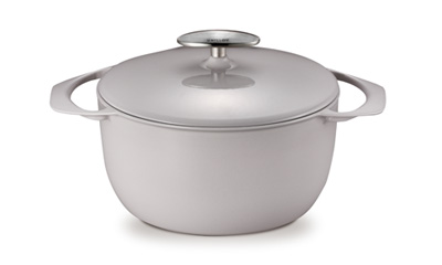 UNILLOY 鋳物ホーロー鍋 20cm うすにび (3.0ℓ)
“UNILLOY” Casserole 20cm Gray (3.0ℓ)