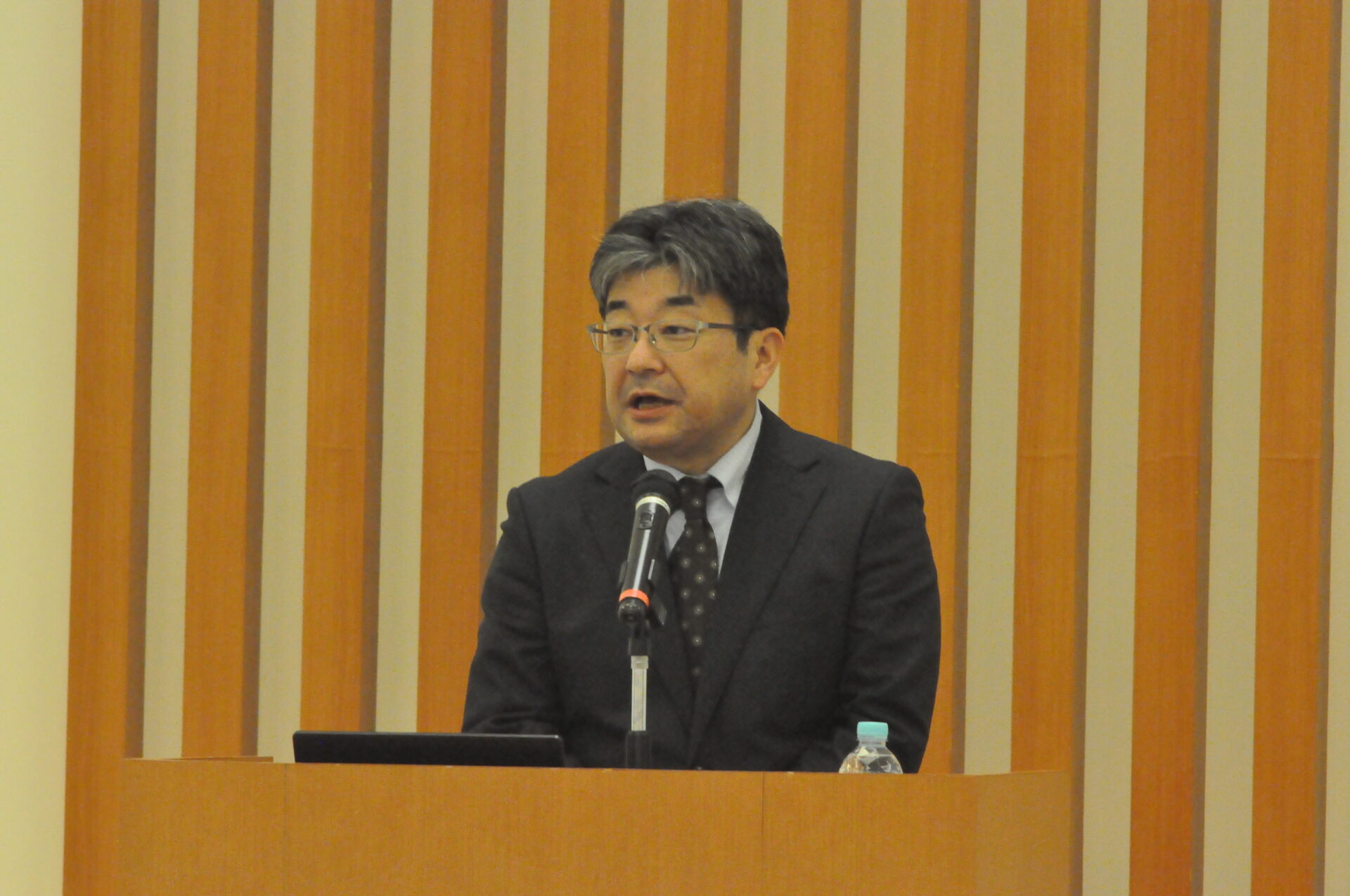 「労働力確保できる経営戦略を」日本銀行新潟支店長講演会